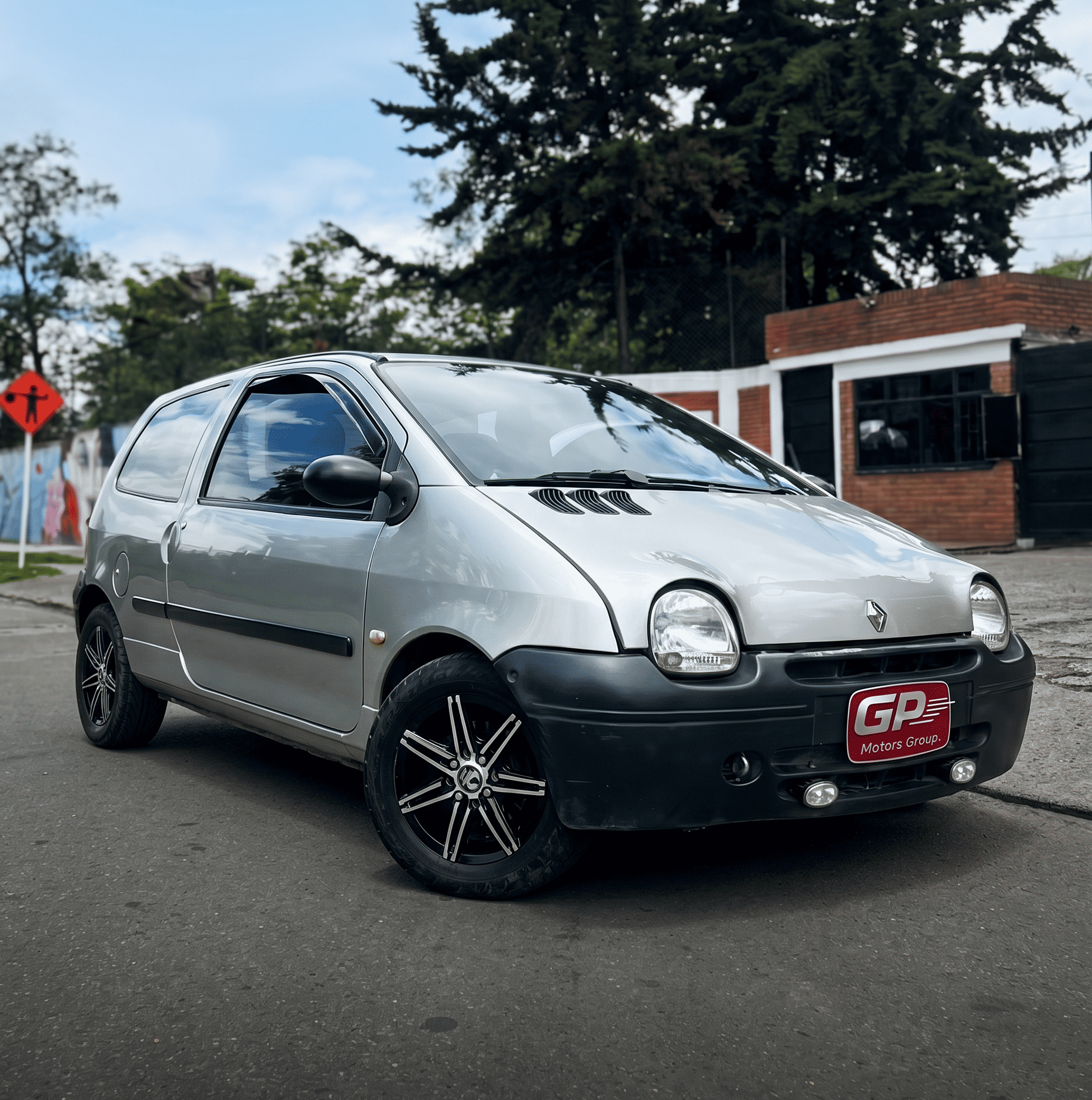 TWINGO AUTHENTIQUE